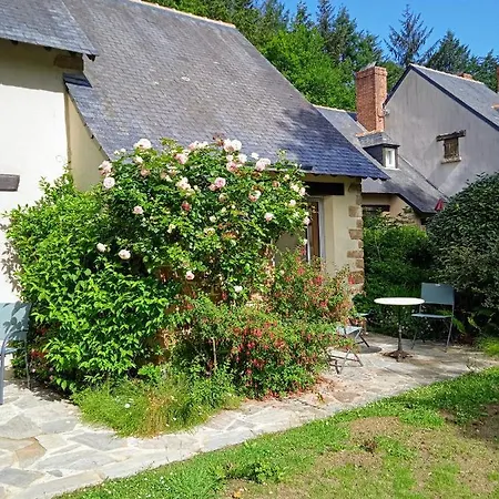 Sur Le Domaine Du Golf De La Bretesche